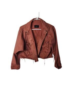 Love Tree Muted Rust Red Raw Hem Cropped Button Up Denim Jacket Size Medium